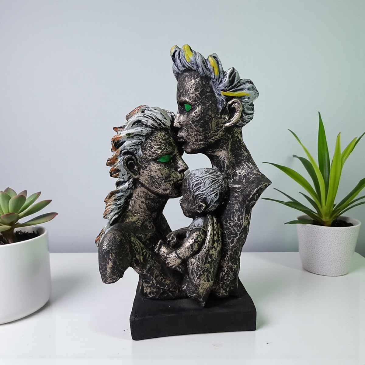 Golden Embrace Polyresin Couple Statue - Blue & Gold Romantic Figurine